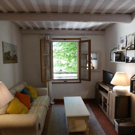 Duplex En Plein Centre Apartment L'Isle-sur-la-Sorgue Exterior photo